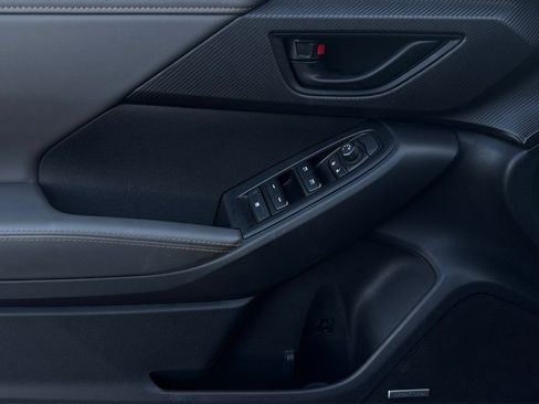 Used 2024 Subaru Crosstrek 2.5i Wilderness w/ Crosstrek Mirror Package image 18