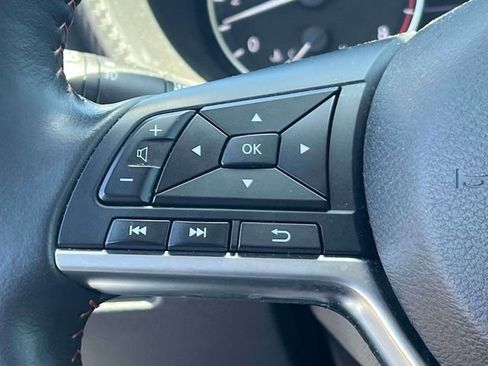 Used 2023 Nissan Sentra SR FWD image 19