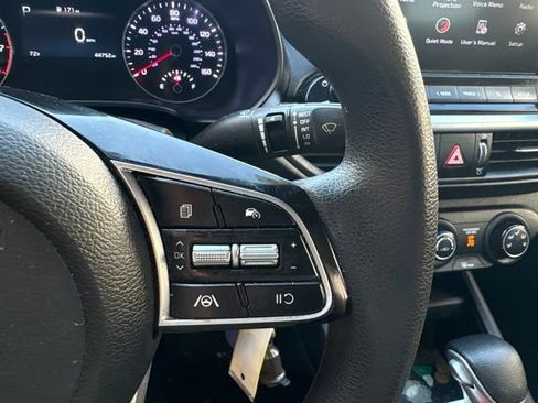 Certified 2023 Kia Forte LXS FWD image 17