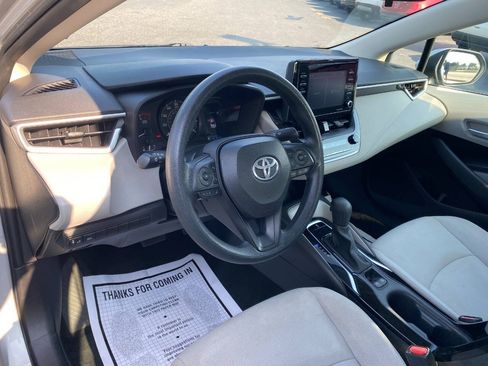 Used 2021 Toyota Corolla L w/ Carpet Mat Package (TMS) FWD image 10