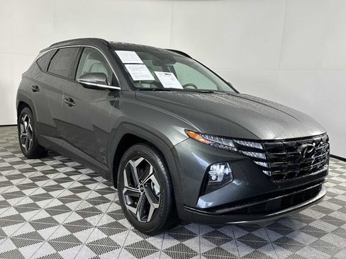 Used 2022 Hyundai Tucson Limited FWD image 1