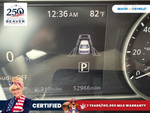 Used 2024 Nissan Versa SV FWD image 12