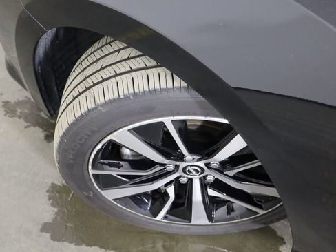 Used 2023 Nissan Maxima SV w/ Floor Mat Group FWD image 41
