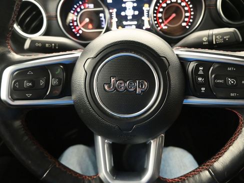 Used 2020 Jeep Gladiator Rubicon image 21