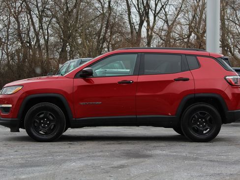 Used 2018 Jeep Compass Sport image 4