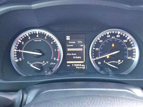 Used 2018 Toyota Highlander Limited image 11