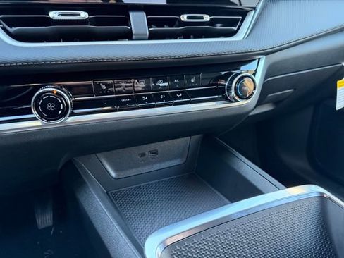 New 2026 Chevrolet Equinox LT image 27