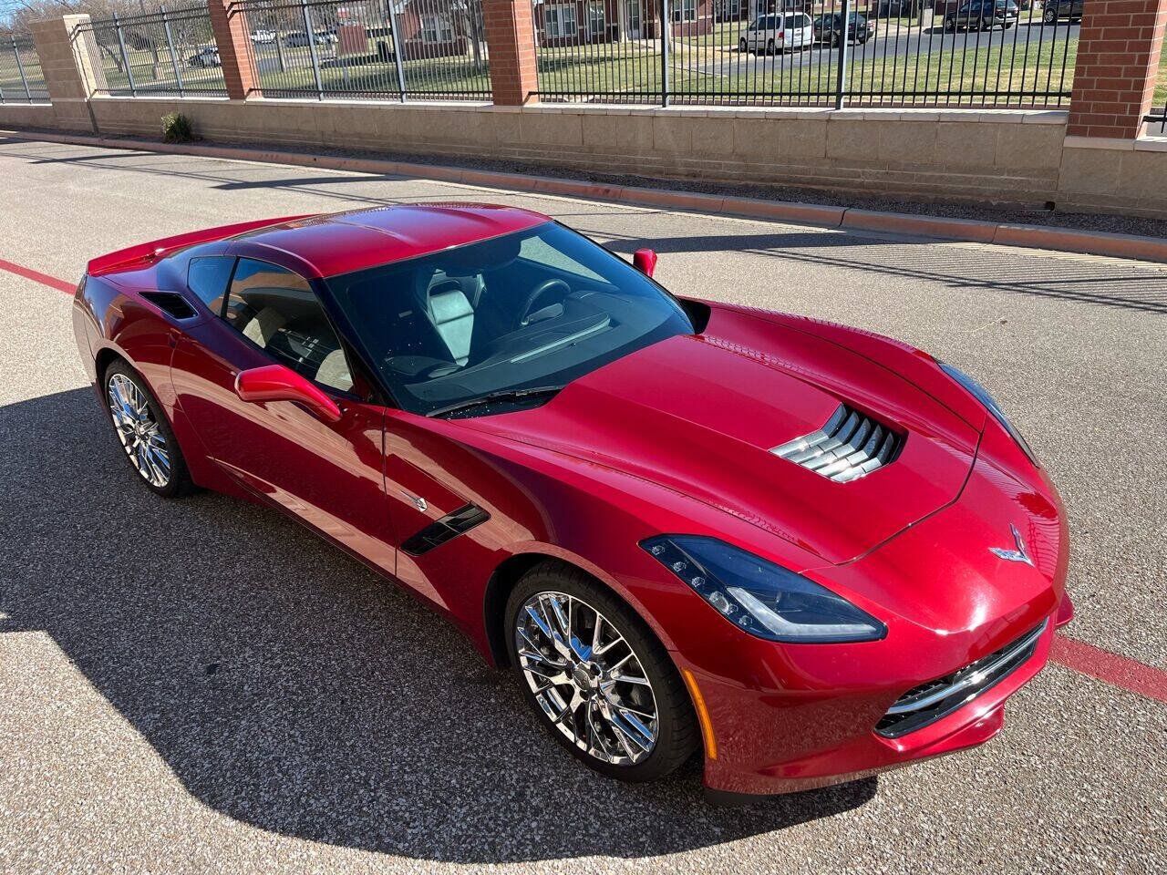 Used 2014 Chevrolet Corvette Stingray Coupe RWD image 10