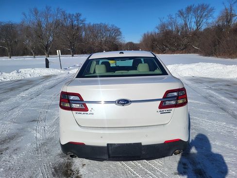 Used 2015 Ford Taurus Limited w/ Equipment Group 301A image 8