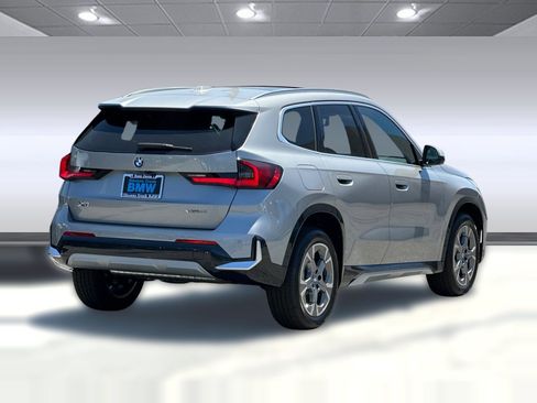 Used 2025 BMW X1 xDrive28i w/ Convenience Package AWD/4WD image 8