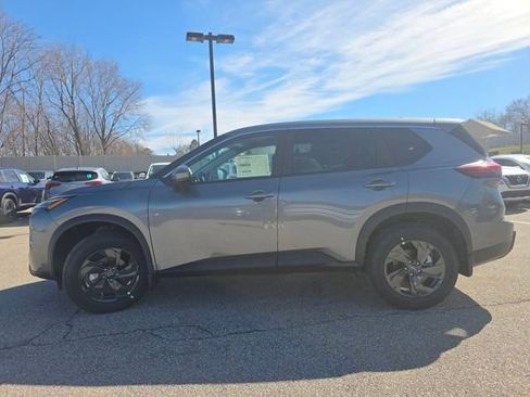 New 2026 Nissan Rogue SV w/ Cold Weather Package AWD/4WD image 8