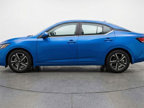 Used 2025 Nissan Sentra SV image 5