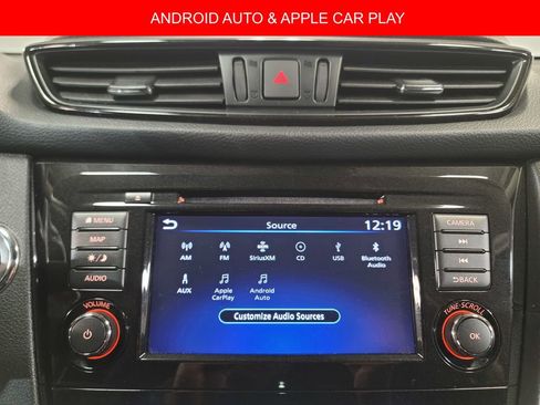 Used 2019 Nissan Rogue SV w/ Premium Package image 15