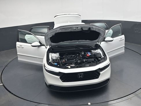 Used 2023 Honda Accord LX image 34
