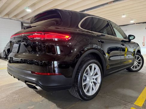 Used 2019 Porsche Cayenne AWD/4WD image 4