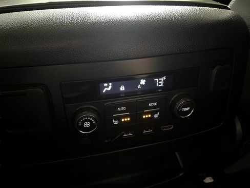 Used 2019 GMC Yukon XL Denali w/ Denali Ultimate Package image 2