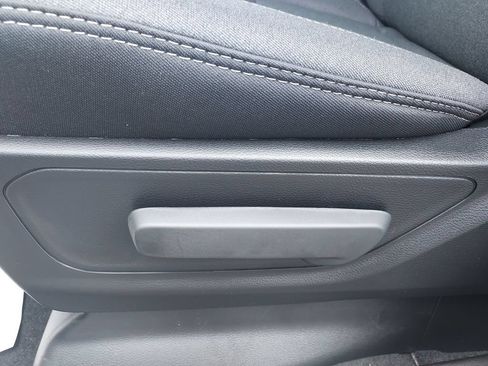 New 2026 RAM 1500 Express AWD/4WD image 18