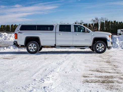 Used 2016 GMC Sierra 2500 SLE image 2