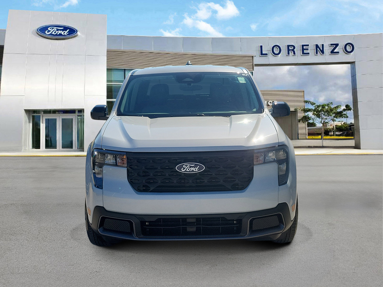Used 2025 Ford Maverick XLT w/ XLT Luxury Package FWD image 2