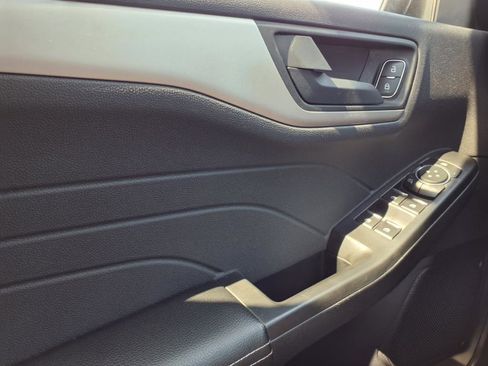 Certified 2022 Ford Escape SE w/ Convenience Package image 20