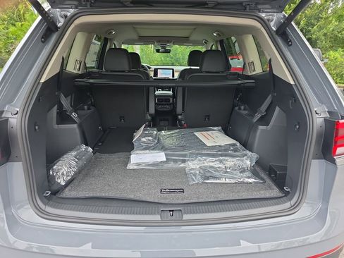 New 2026 Volkswagen Atlas SE image 7