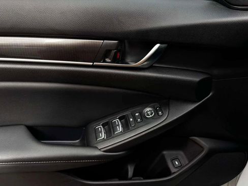 Used 2022 Honda Accord Sport image 18