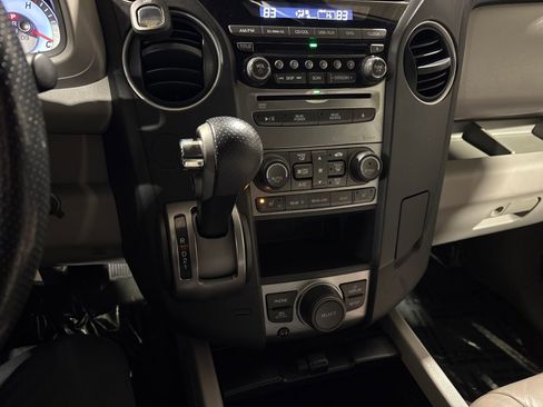 Used 2014 Honda Pilot EX-L image 17