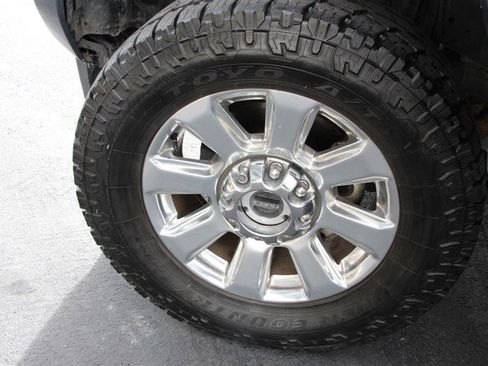 Used 2019 Ford F350 Platinum w/ Platinum Ultimate Package image 25