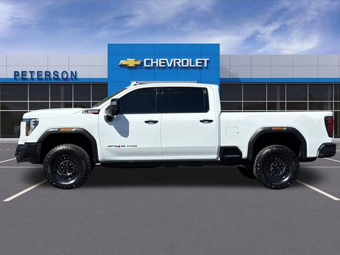 Certified 2025 GMC Sierra 2500 AT4X w/ AT4X AEV Edition AWD/4WD image 7