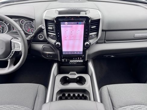 New 2026 RAM 2500 Big Horn AWD/4WD image 12