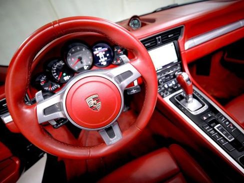 Used 2013 Porsche 911 Carrera 4S AWD/4WD image 7