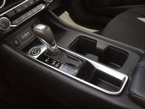 Used 2024 Nissan Sentra SV image 18