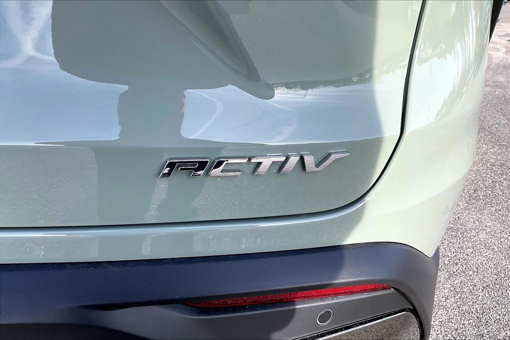 New 2026 Chevrolet Trax ACTIV w/ Sunroof Package FWD image 14