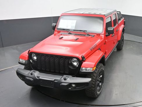 Used 2021 Jeep Gladiator Sport AWD/4WD image 36