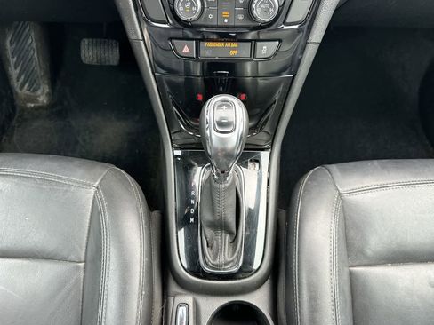 Used 2018 Buick Encore Essence image 25