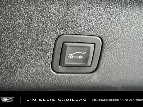 Used 2025 Chevrolet Tahoe LT RWD image 34