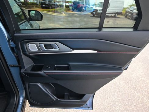Certified 2025 Ford Explorer ST w/ Sun And Sound Package AWD/4WD image 31