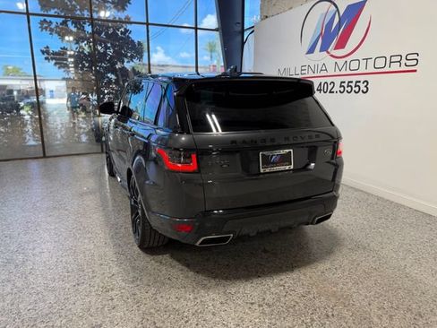 Used 2022 Land Rover Range Rover Sport HST AWD/4WD image 4