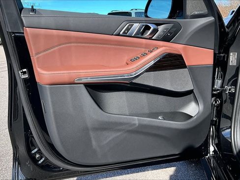 New 2026 BMW X5 xDrive40i w/ Executive Package image 10