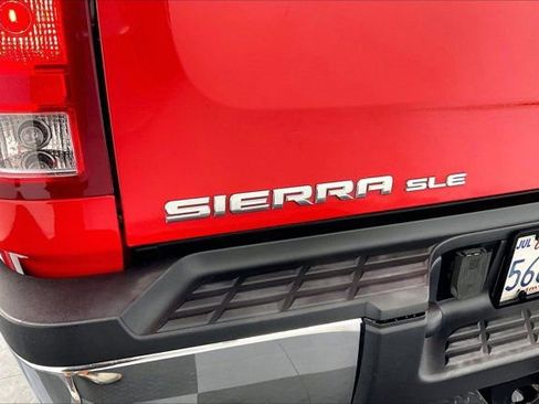 Used 2013 GMC Sierra 2500 SLE w/ HD SLE Premium Package AWD/4WD image 31