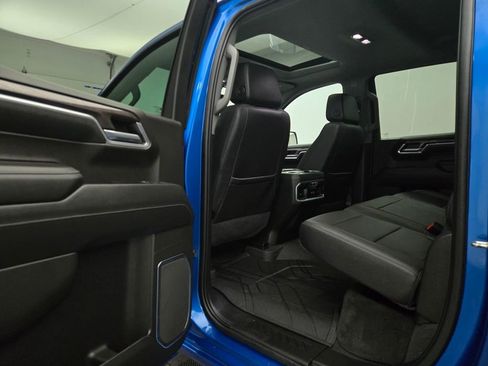 Used 2022 Chevrolet Silverado 1500 LTZ w/ LTZ Premium Package image 40