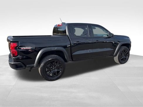 Used 2024 Chevrolet Colorado Trail Boss w/ Advanced Trailering Package AWD/4WD image 7