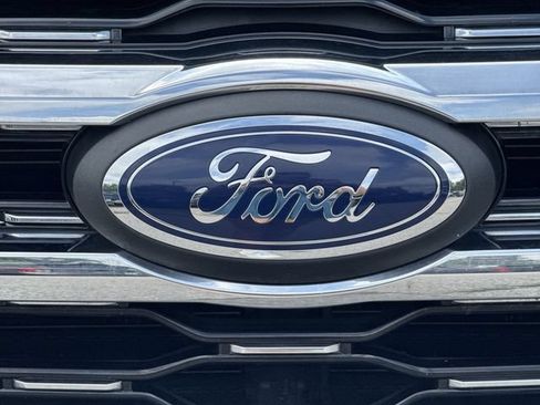 Used 2024 Ford Expedition Limited AWD/4WD image 32