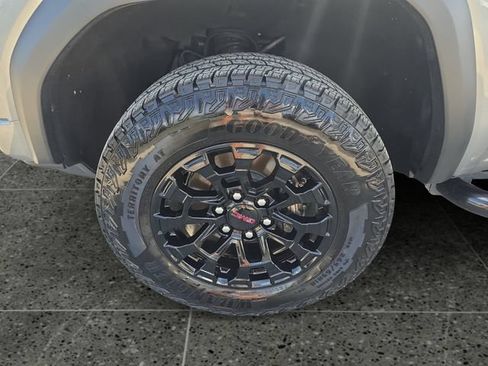 Used 2026 GMC Canyon Elevation RWD image 16