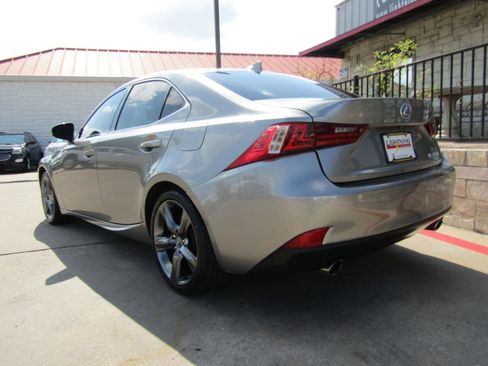 Used 2014 Lexus IS 350 w/ Navigation Package RWD image 3
