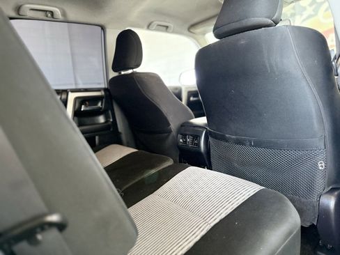 Used 2016 Toyota 4Runner SR5 image 23