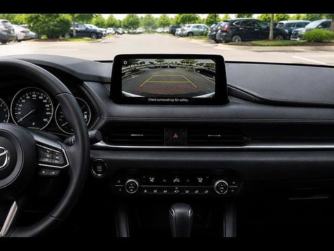 Used 2024 MAZDA MAZDA3 s FWD image 8