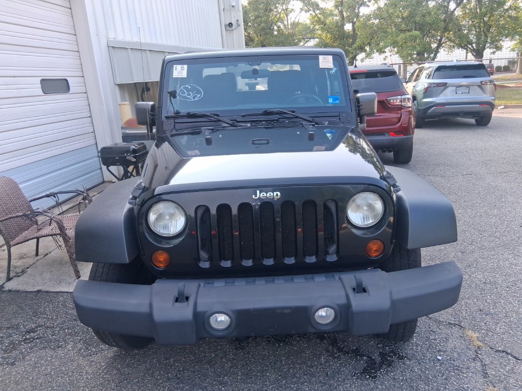 Used 2013 Jeep Wrangler Sport AWD/4WD image 2