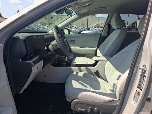 Certified 2024 Hyundai Kona SEL AWD/4WD image 14