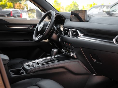 Certified 2025 MAZDA CX-5 2.5 Turbo w/ Premium Package image 34